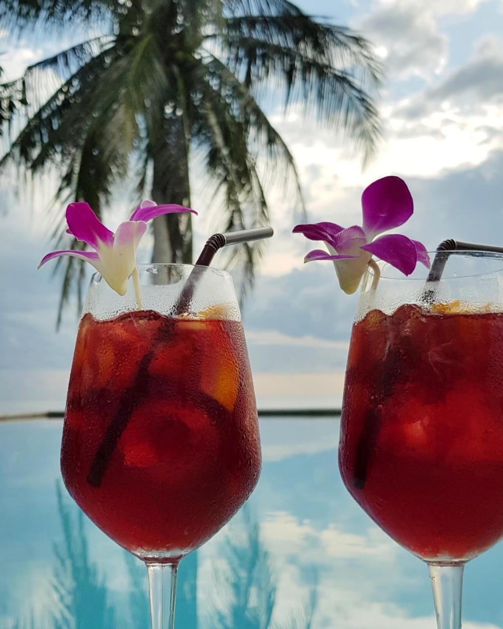 Beyond The Blue Horizon Boutique Bungalows Haad Chao Phao Bagian luar foto