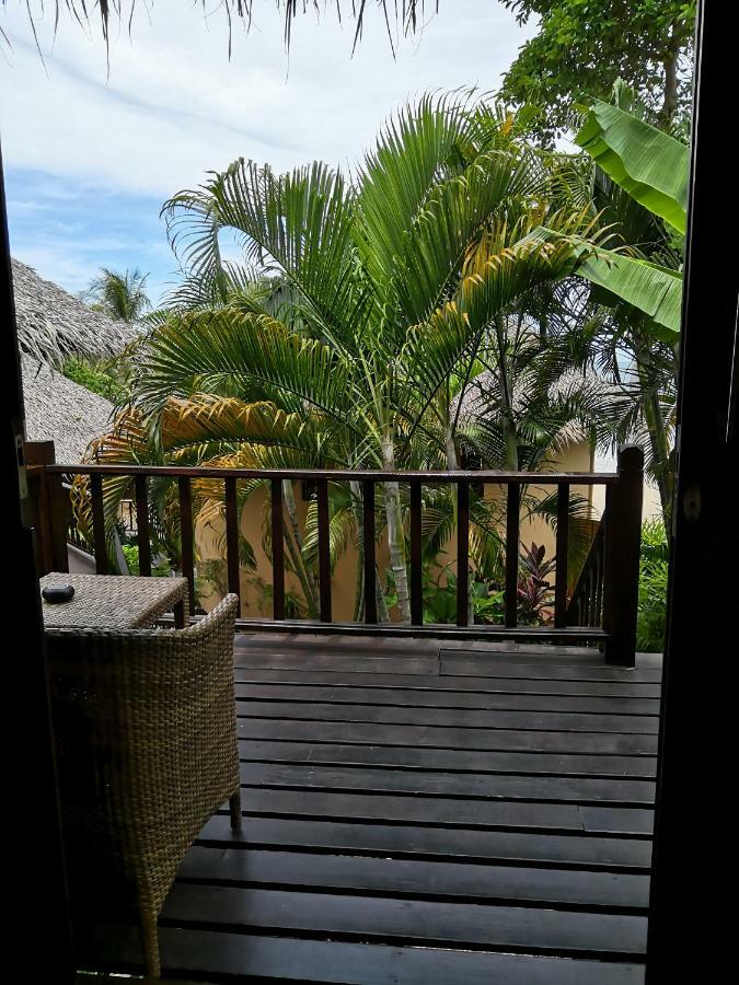 Beyond The Blue Horizon Boutique Bungalows Haad Chao Phao Bagian luar foto